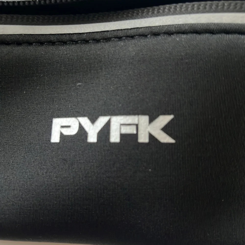 PYFK Running Belt. Water containers not included. - Picture 5 of 8
